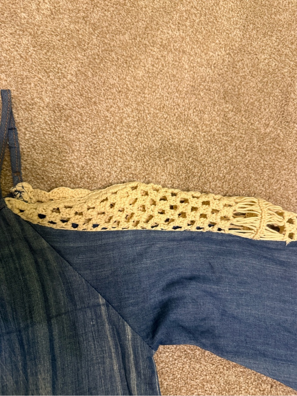 Umgee Blue Cold-Shoulder Denim-Look Tunic with Cream Crochet Sleeves - Picture 4 of 5